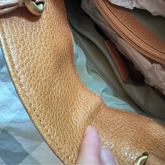 🩶COLE HAAN🩶 EUC pebbled leather bag - Picture 3 of 5